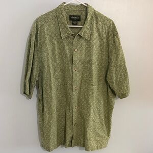Eddie Bauer Olive Green Short-Sleeve Button-Down Shirt